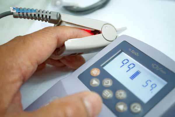 	Cara Menggunakan Pulse Oximeter dengan Benar