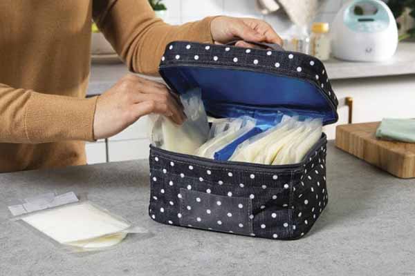 	Manfaat Cooler Bag Asi bagi Ibu Pekerja