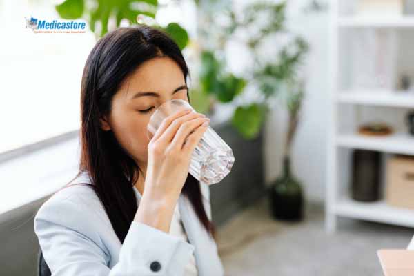 Cara Mencegah Dehidrasi Saat Puasa