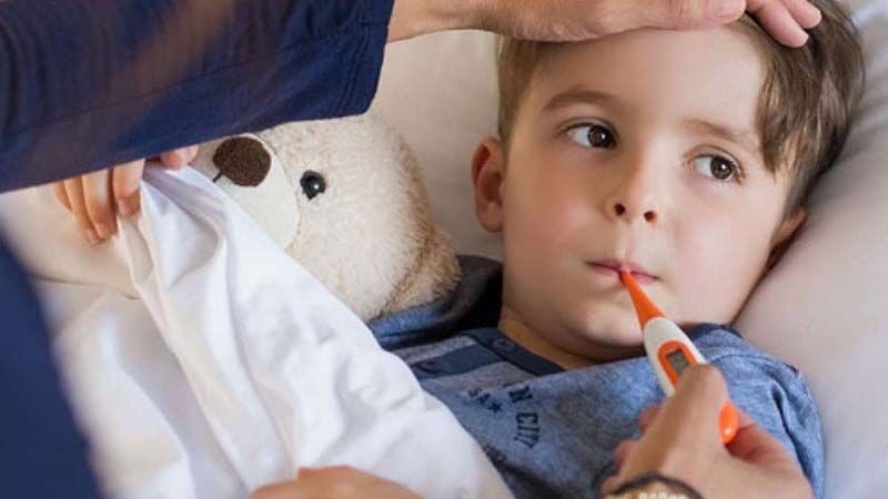 10 Produk yang Bisa Digunakan untuk Mengatasi Demam pada Anak