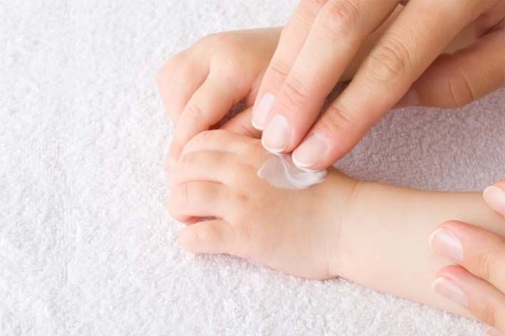 Konicare Baby Liquid Powder untuk Kulit Bayi yang Sehat