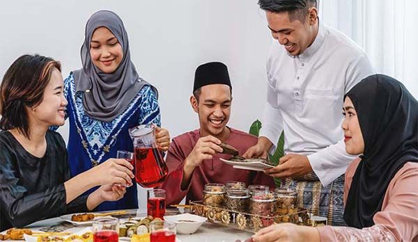 Tips Diet Sehat Saat Lebaran, Sehat Meski Makan Banyak!
