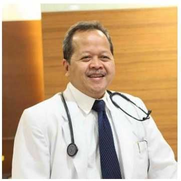 Dr. dr. COSPHIADI IRAWAN, Sp.PD-KHOM