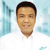dr. DONNIE LUMBAN GAOL, Sp.PD-KGH