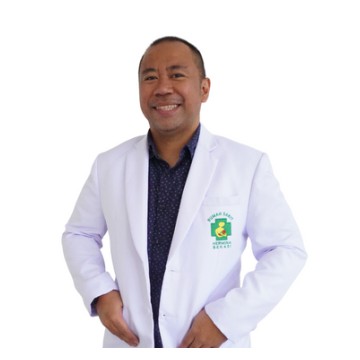 drg. IRFAN ARFANI SANTOSO, Sp.Pros