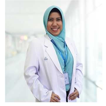 dr. MOLLY DUMAKURI OKTARINA, Sp.A, Subsp.AI