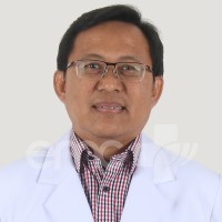 dr. SUMARYONO, Sp.PD-KR