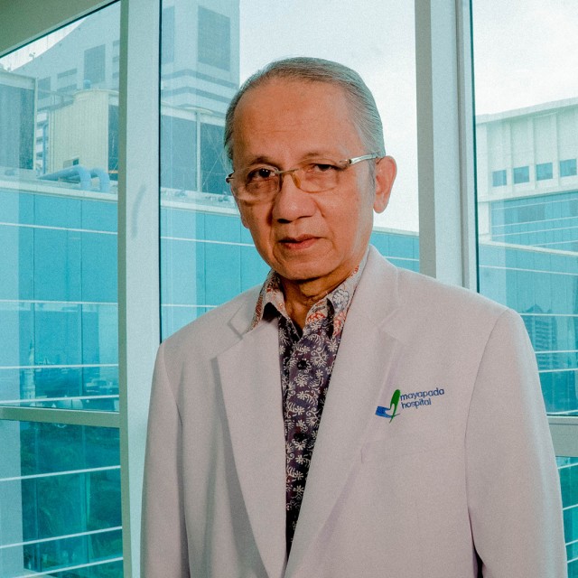 dr.. YOKE SOEMIATNO, Sp.Rad (K) Onk.Rad