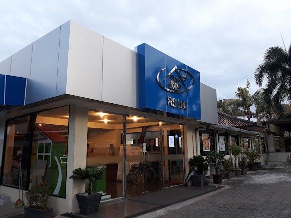 RUMAH SAKIT ICHSAN MEDICAL CENTRE BINTARO