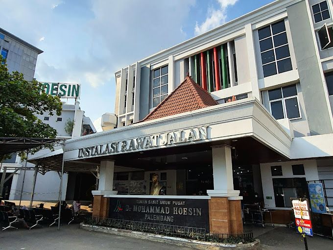 RUMAH SAKIT UMUM PUSAT DR. MOHAMMAD HOESIN