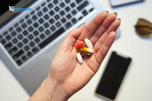 Pilihan Multivitamin Dewasa Terbaik yang Tersedia di Apotek