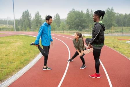 olahraga secara teratur salah satu cara diet tanpa obat pelangsing yang aman