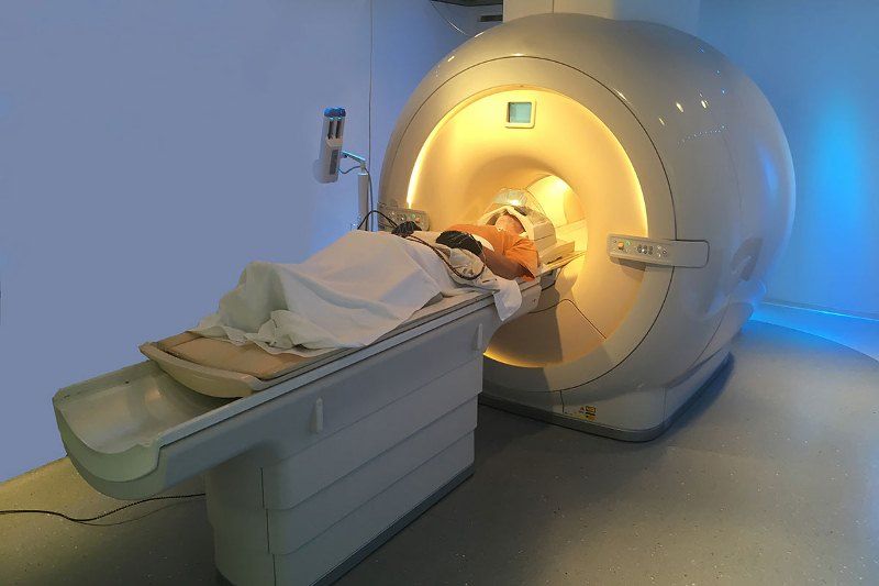 MRI Otak dan Tulang Belakang