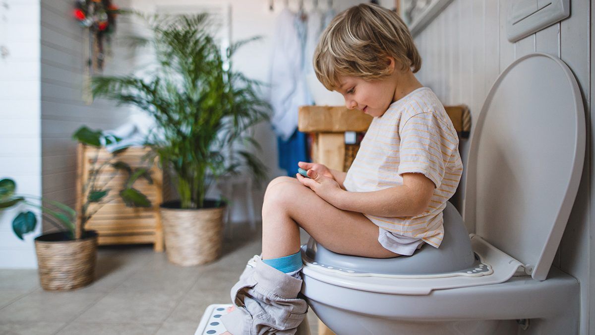 Masalah Pelatihan Buang Air (Toilet Training) Pada Anak