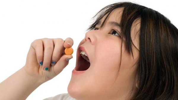 Holisticare Super Ester C Kids, Suplemen Vitamin C yang Aman untuk Anak
