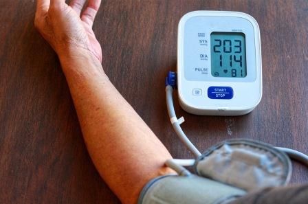 Mitos dan Fakta Penyakit Tekanan Darah Tinggi